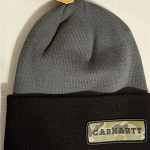 Carhartt Two-Tone Gray and Black Beanie